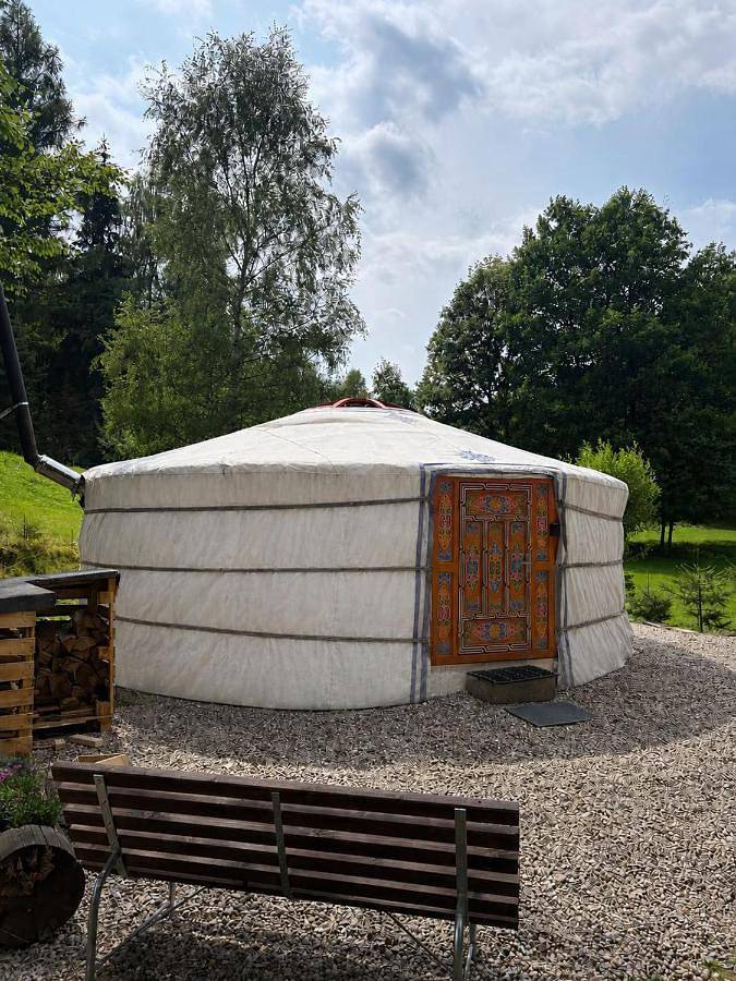 Camping für 3 Personen, mit Garten und Ausblick in der Böhmische Schweiz