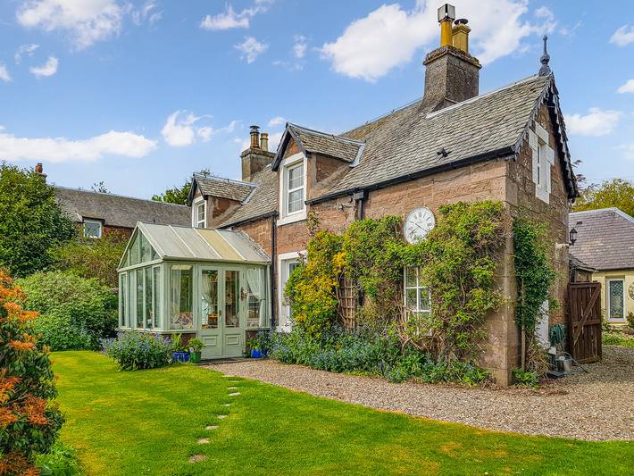 Cottage for 2 people, with garden in Crieff