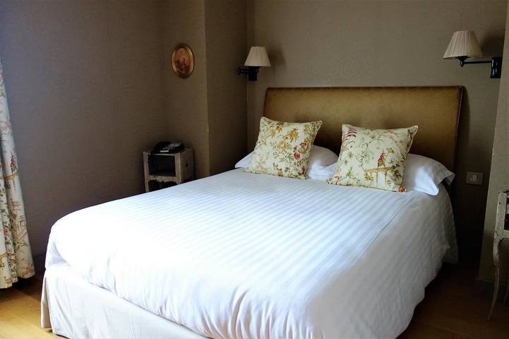 Hôtel pour 2 personnes, avec jardin et jacuzzi à Saint-Donat-sur-l'Herbasse - 2