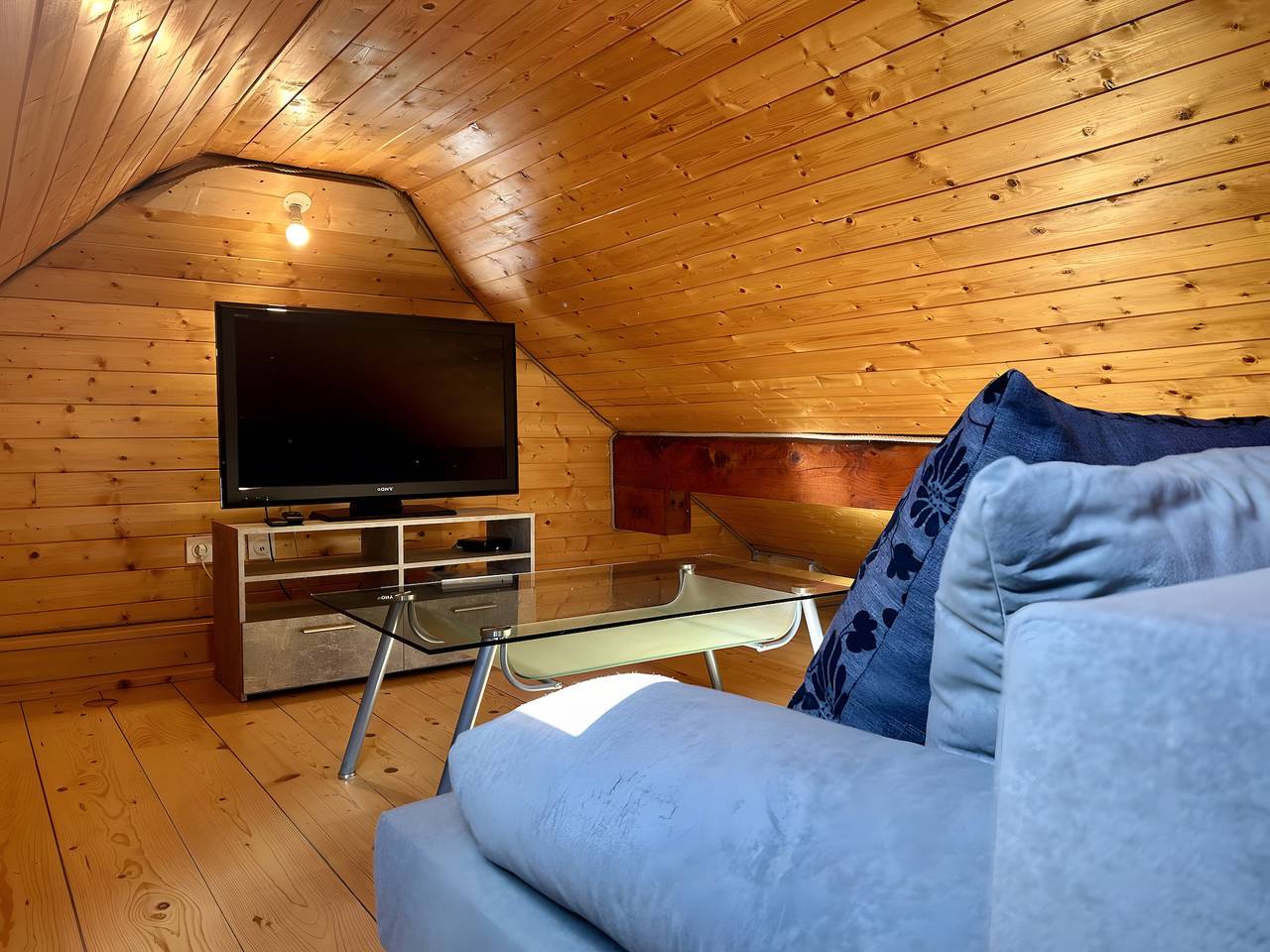Appartement entier, Chez fred 201 - parking wifi- clg savoie in Saint-Pierre-d'Albigny, Région de Chambéry