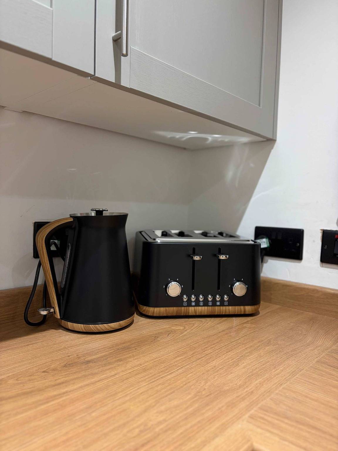 Entire apartment, The Coach House, Huddersfield in Huddersfield, West Yorkshire