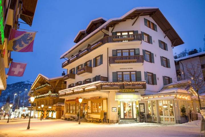 Hôtel pour 2 personnes, avec terrasse, animaux acceptés à Saanen - 3