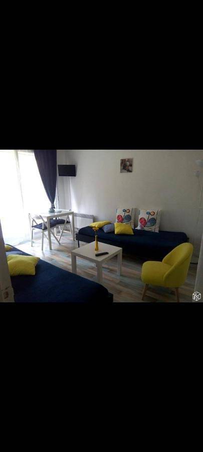 Gîte pour 2 personnes, avec vue et balcon dans Thermes de Bagnoles de l'Orne