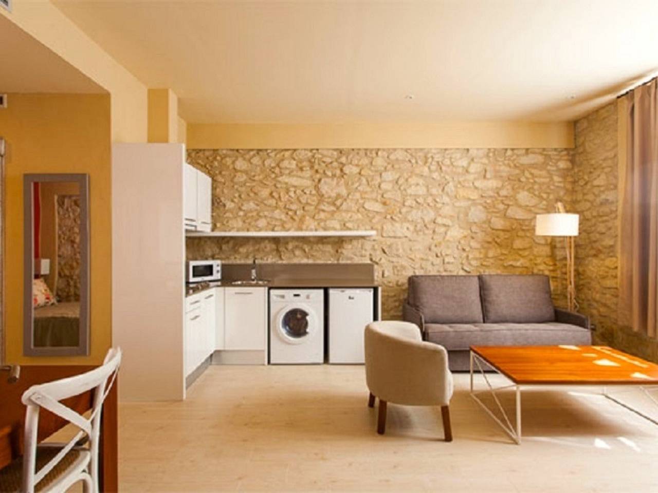 Ganzes Studio, Modernes Studio in Pals mit Wlan und Klimaanlage, Platz für 4 Personen in Pals, Costa Brava