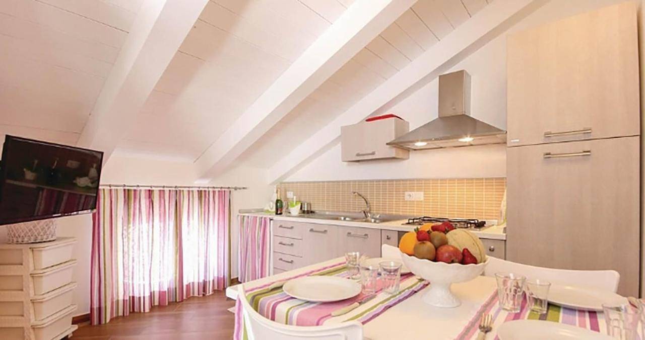 Apartamento inteiro, Two-Bedroom Apartment in San Marco, Castellabate