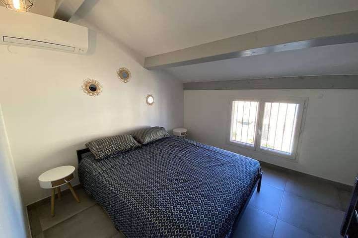 Gîte pour 4 personnes dans Plage de la Madrague (Giens) - 2