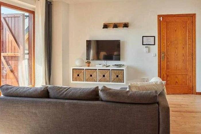 Apartamento vacacional entero, Apartamento 2 hab. Centro, Vistas, Terraza, Wifi y Garaje Privado in Puigcerdá, Pirineo Catalan