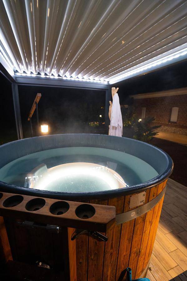 Location de vacances pour 2 personnes, avec vue ainsi que terrasse et sauna à Beauval-en-Caux - 4