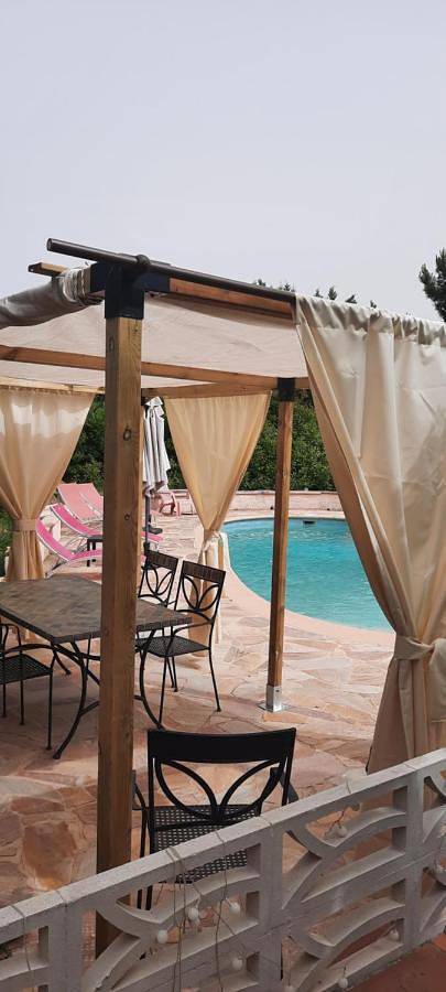 Gîte pour 2 personnes, avec jardin ainsi que piscine et vue, animaux acceptés à Salernes - 3