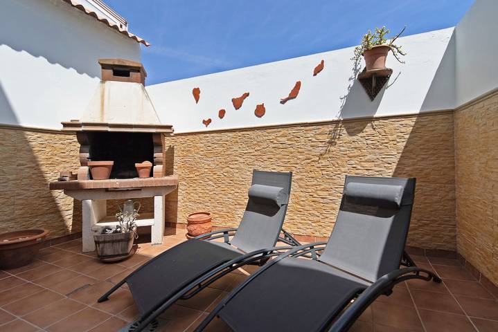 Villa 'Casa La Herradura' com vista mar, terraço privado e Wi-Fi em Telde in Tara, Telde