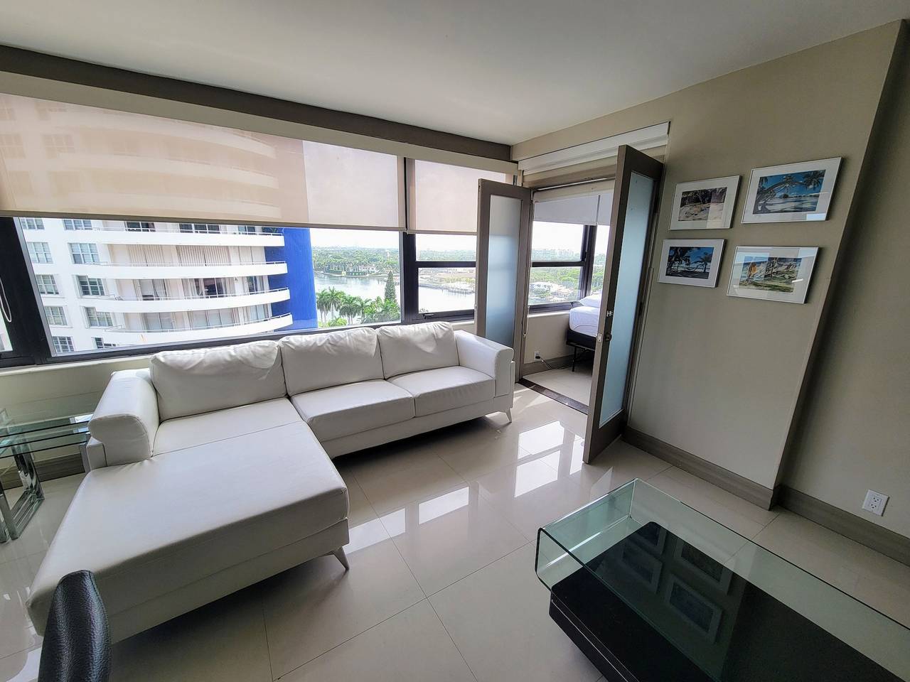 Apartamento entero, Large Connected Spacious 5-Bedroom Sunset Suite 141921 in Miami Beach, Florida