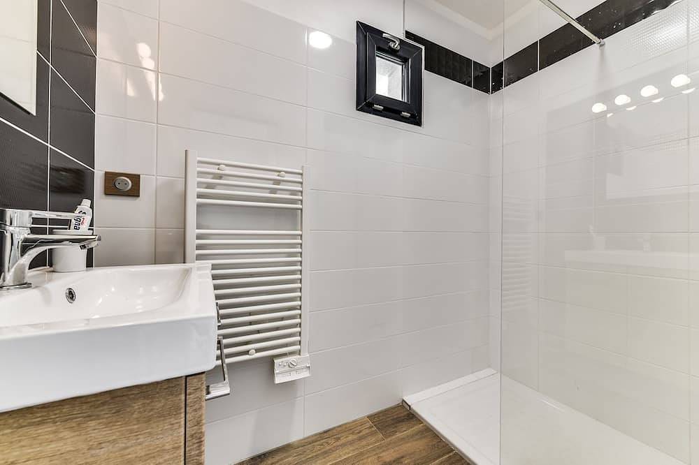 Villa avec piscine proche du centre historique in Nîmes, Région de Nîmes