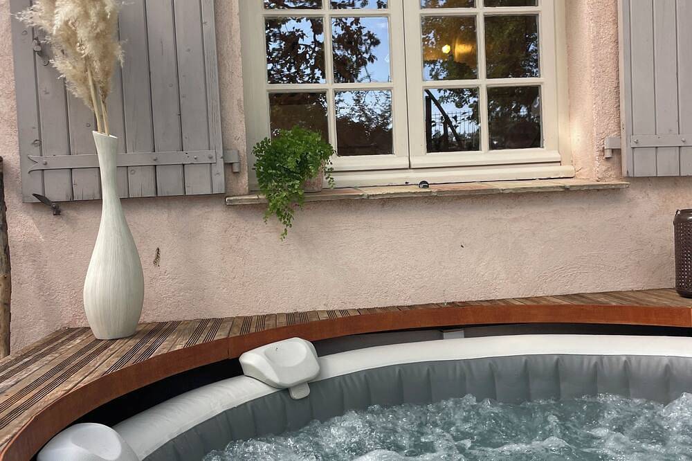 Maisonnette de Vacance Avec son Jardin in Mouans-Sartoux, Cannes region