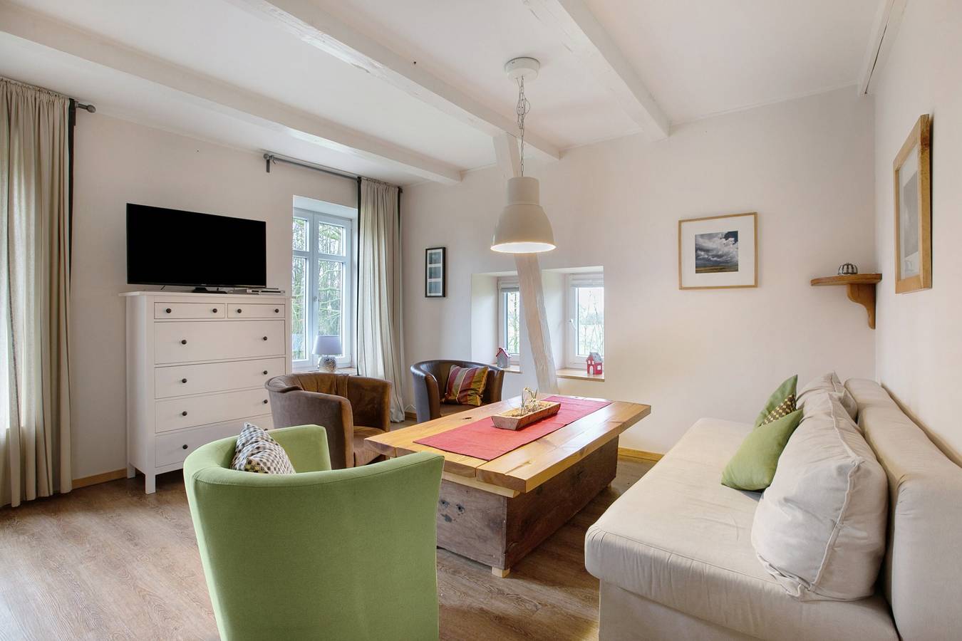 Ganze Wohnung, Ferienwohnung 'Alter Kornspeicher In Hemme' mit Gemeinschaftsterrasse, Garten und Wi-Fi in Hemme, Eider-Treene-Sorge