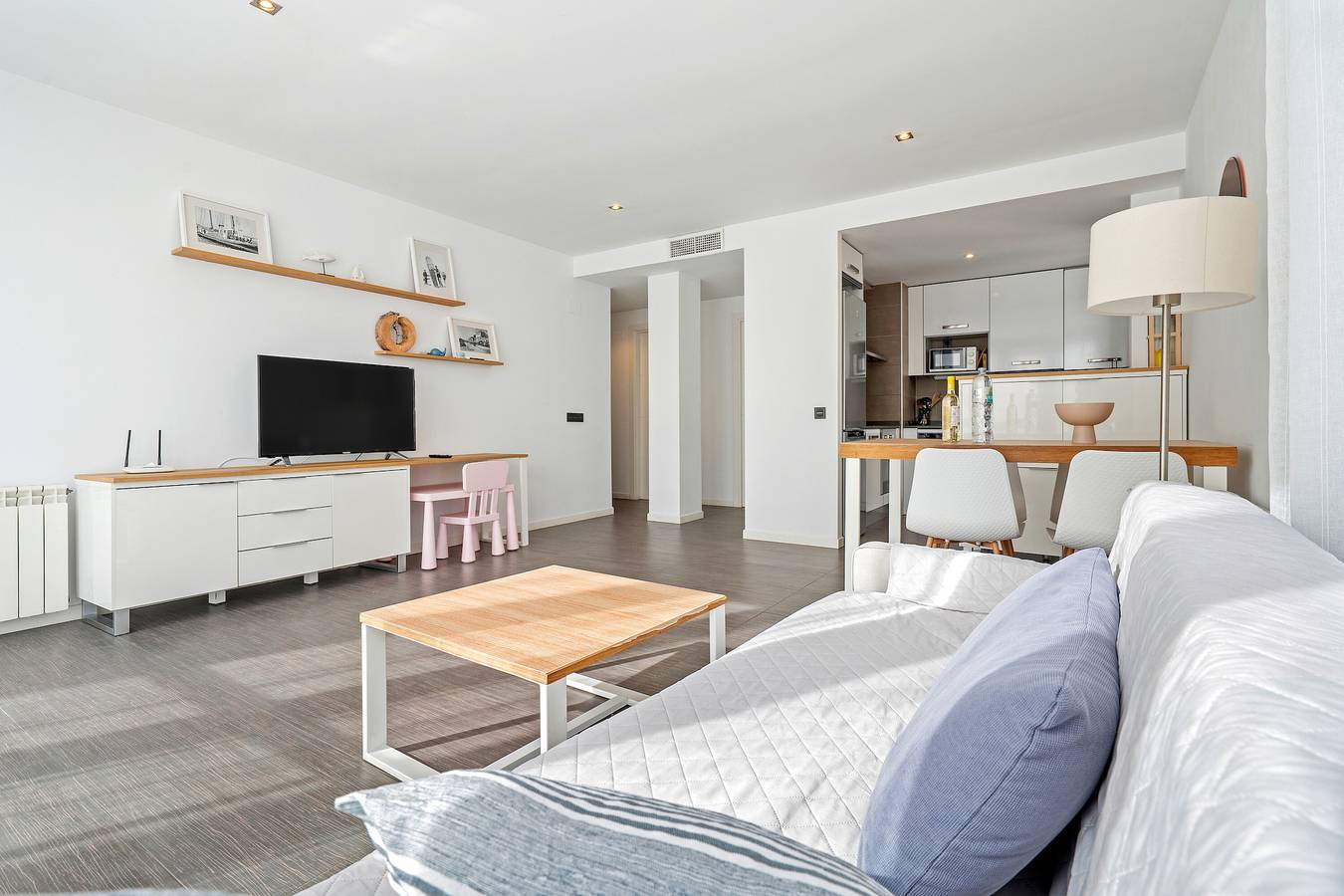 Entire apartment, Appartamento di fronte al mare, piscina, aria condizionata, parcheggio ascensore in Calafell, Costa Dorada