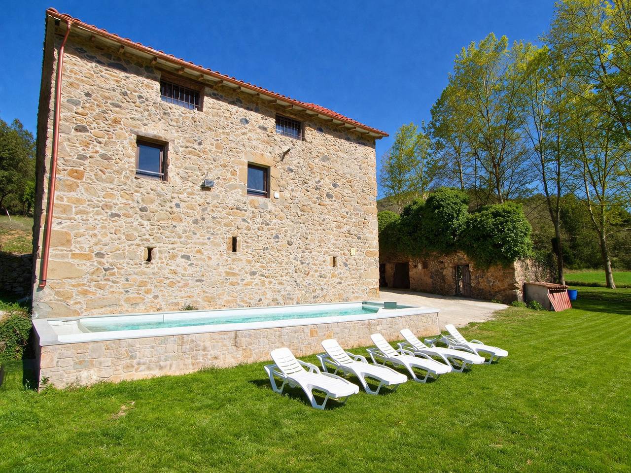 Villa amplia en La Garrotxa, naturaleza y tranquilidad in San Feliu de Pallarols, Parc Natural de Zona Volcànica de la Garrotxa