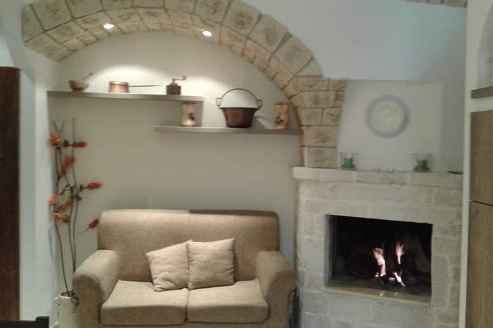 Una bella, trullo privato, con splendidi giardini, vicino a Alberobello. in Martina Franca, Provincia di Taranto