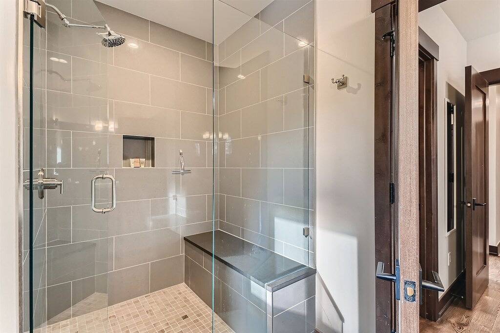 Tresco House - Luxury Pet Friendly Mountain Rental in Silverthorne, Arapaho and Roosevelt National Forests