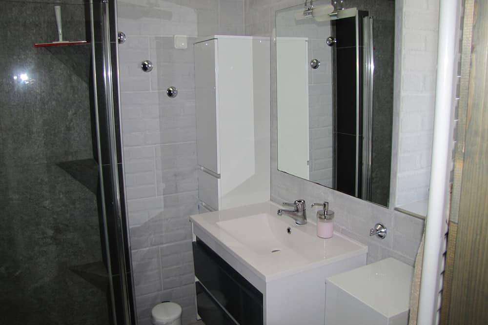 Ganze Wohnung, Cool 2-bedroom apartment with Ac in Szeged in Szeged, Kleingebiet Szegedin