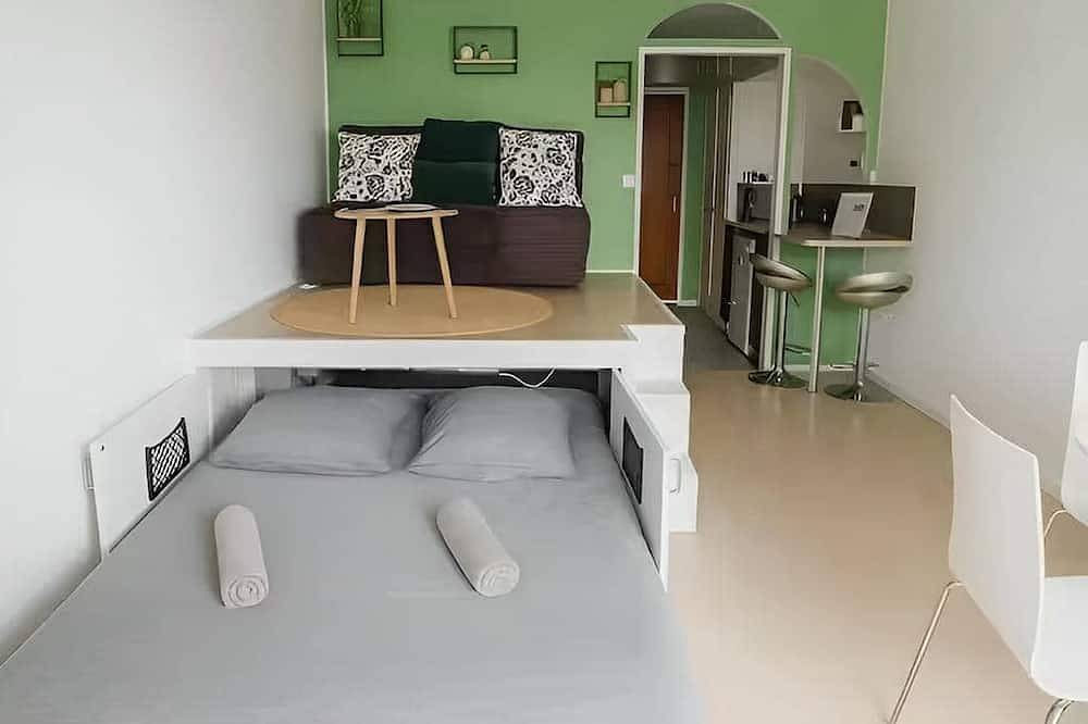 Appartement entier, 🌿 Studio vue vallée du Cher · Résidence Le Corbusier · Châteaux à 20 min in Montrichard, Région de Blois