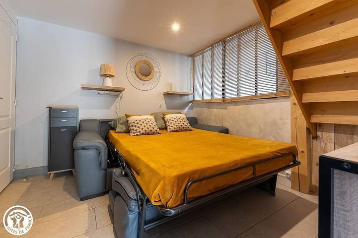 Location de vacances pour 8 personnes, avec jardin et balcon à La Tour-d'Auvergne - 2