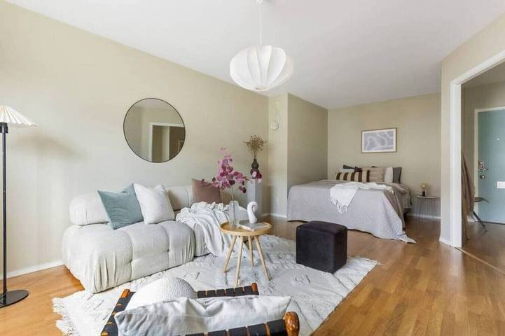 Ganze Wohnung, Scandi apartment, washer, metro 30s in Sundbyberg, Schwedische Ostsee