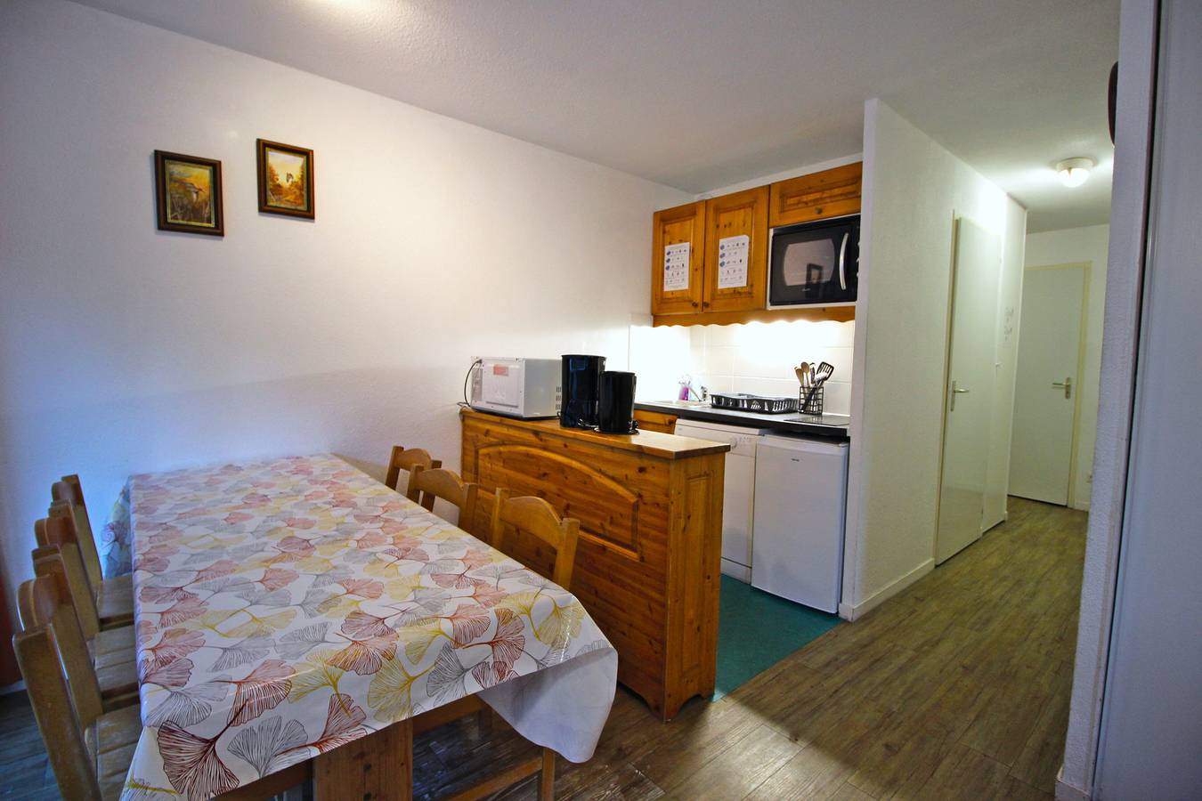 Appartement entier, Appartement avec grand terrasse vue sur pistes in La Norma, Villarodin-Bourget