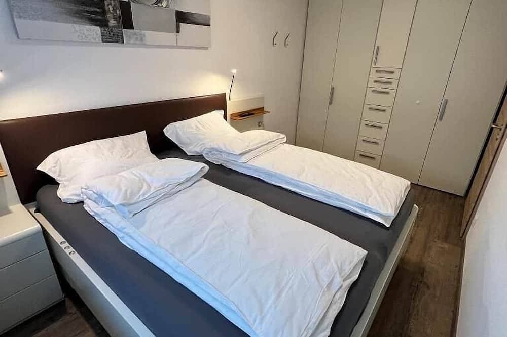 Ganze Wohnung, Ferienwohnung Villa Bachfischer mit Blick ins Grüne in Sinzing, Ostbayern
