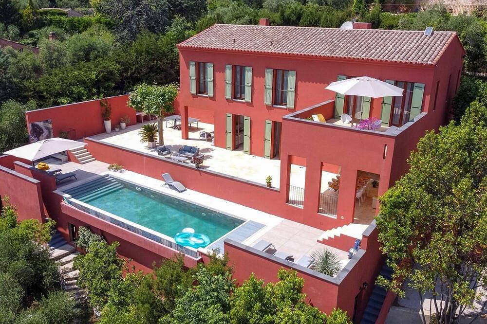 \"Les Chants Vallonnés \" Villa in Spéracèdes, sea view, swimming pool, peace and comfort in Spéracèdes, Costa mediterránea (Francia)