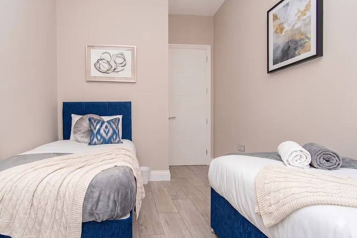 Ganze Wohnung, Geräumige 2 Schlafzimmer am Meer in Brighton, Sussex