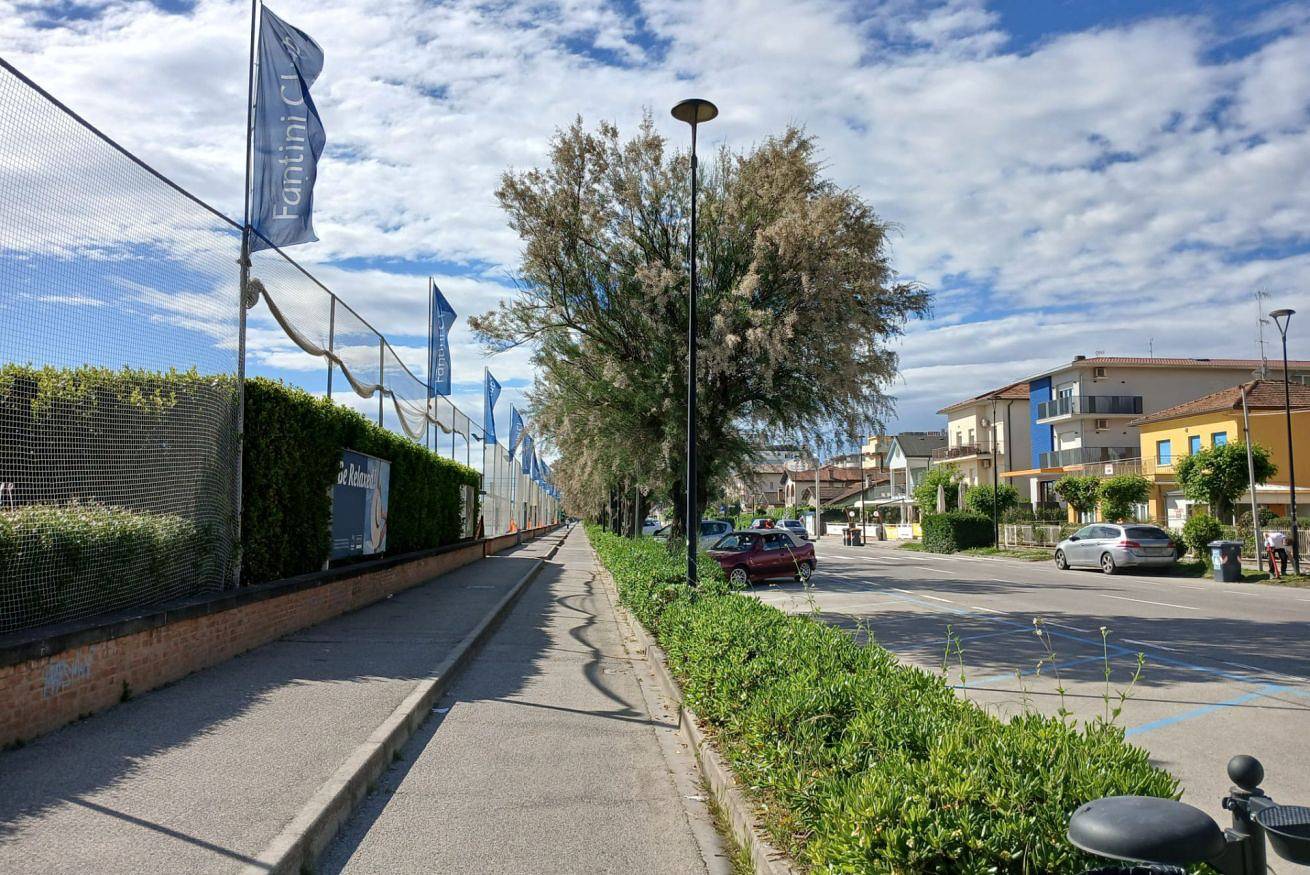 Appartement entier, Appartement de vacances pour 4 personnes avec balcon/terrasse in Cervia, Province de Ravenne