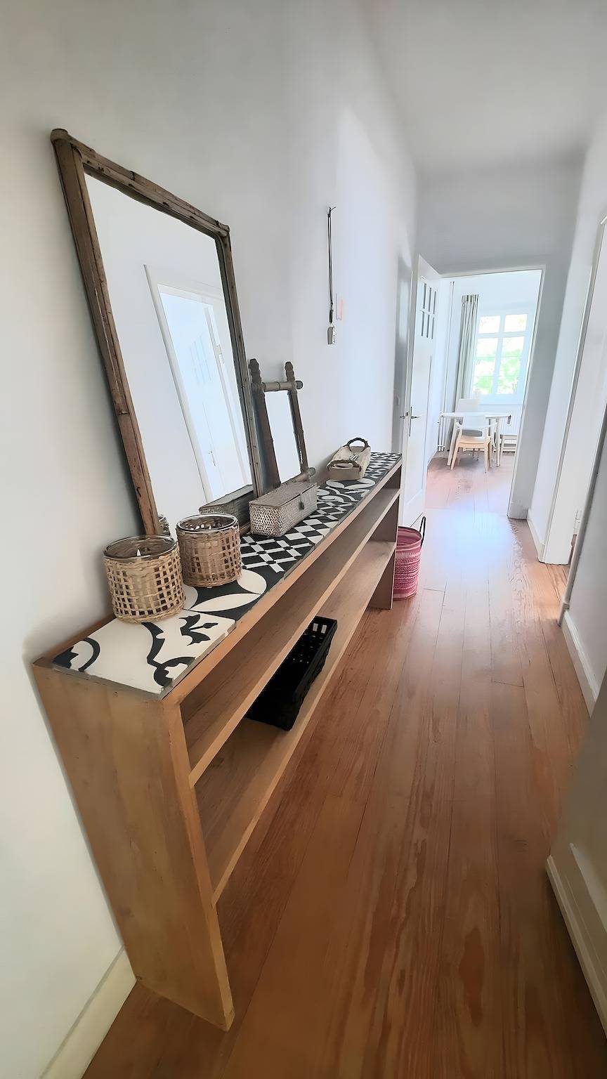 Ganze Wohnung, Altbauvilla nahe Schlosspark mit Terrasse, Garten und Wlan in Eutin, Ostholstein