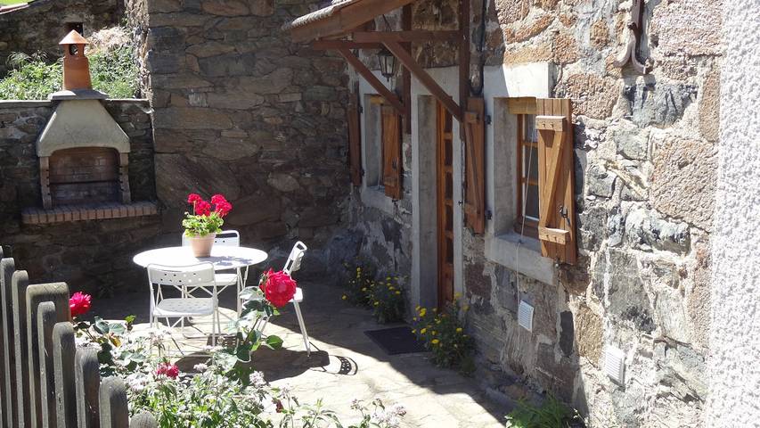 Gîte pour 5 personnes, avec terrasse en Haute-Loire