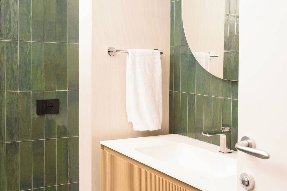 Entire apartment, Vesuvius Palace Aparthotel - Suite Plutone in Ercolano, Vesuvio National Park