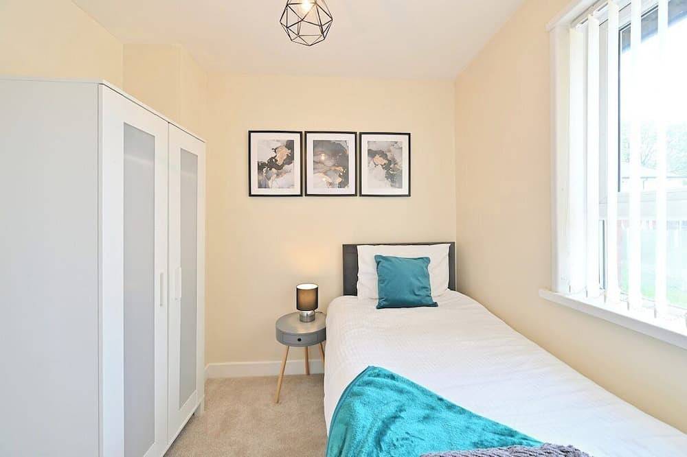 Cosy 3 Bedroom house - Bolton in Bolton, Grand Manchester