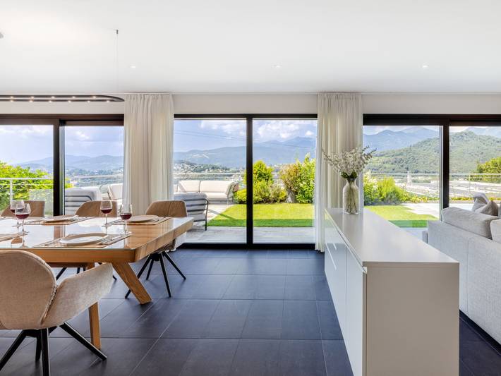 Ferienhaus für 6 Personen, mit Terrasse und Garten sowie Ausblick im Tessin - 2