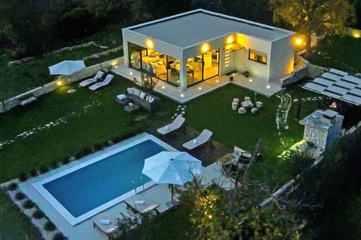 Villa für 6 Personen, mit Garten - 1