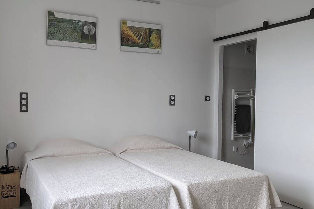 Charmantes Ferienhaus 25 km vom Meer entfernt schläft 7 Wifi in Surgères, Rochefort und Umgebung