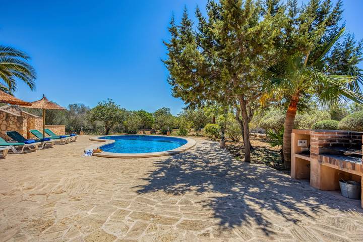 Finca für 6 Personen, mit Terrasse und Pool sowie Garten in Cala Santanyí - 4