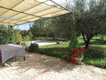 Resort per 8 Persone in Saint-Quentin-la-Poterie, Occitania, Foto 2