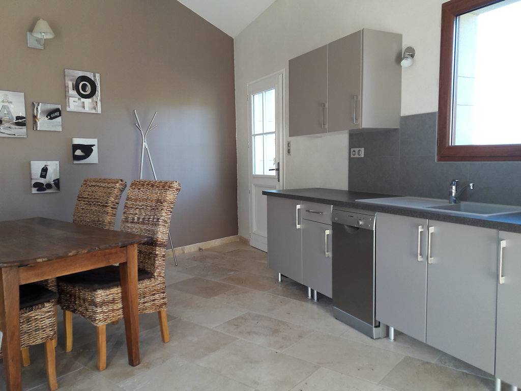 Appartement entier, Olivia - Gîtes au Fil de l'Eau in Malaucène, Parc naturel régional du Mont-Ventoux