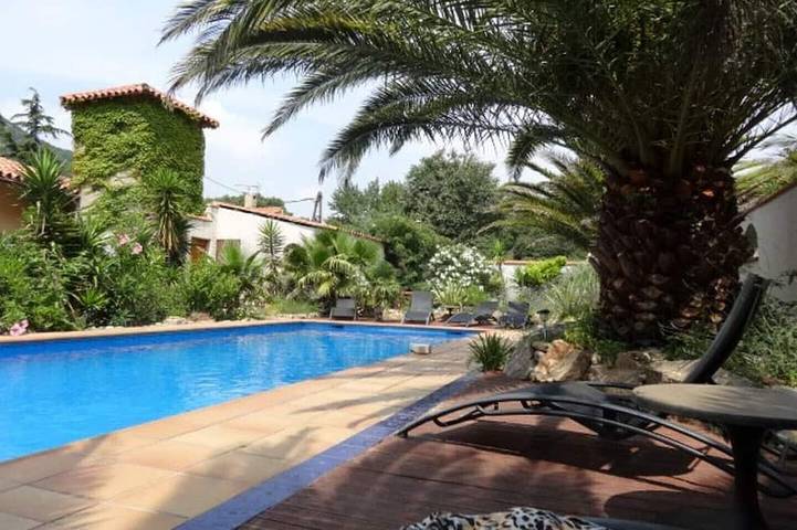 Gîte pour 4 personnes, avec jardin dans La Vallée Heureuse à Sorède