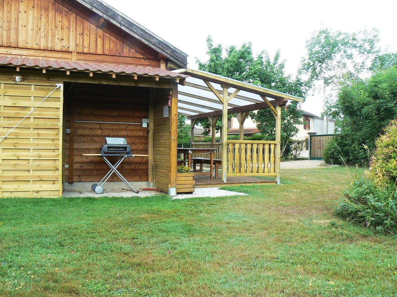 Chalet-Gite "Les Érables" in Dorat, Région de Thiers