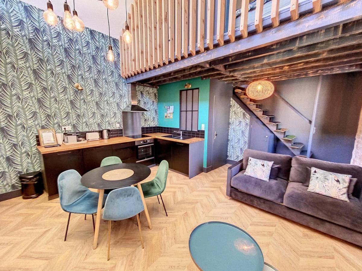 Appartement entier, Duplex Apartment in Bourgoin-Jallieu, Région de La Tour-du-Pin