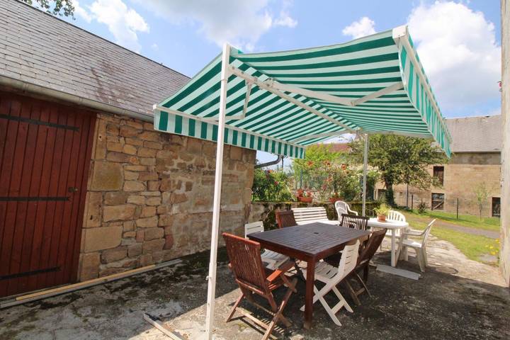 Gîte pour 6 personnes, avec terrasse à Nedde - 3