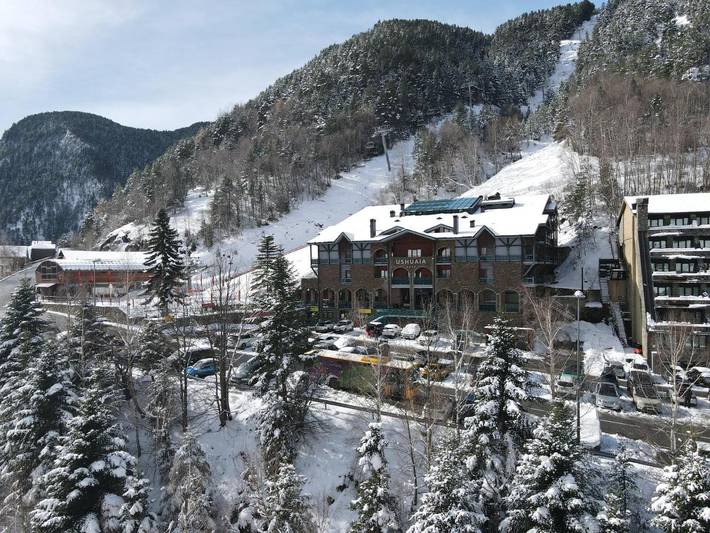 Hôtel pour 2 personnes, avec balcon ainsi que sauna et jacuzzi dans Arinsal - 4