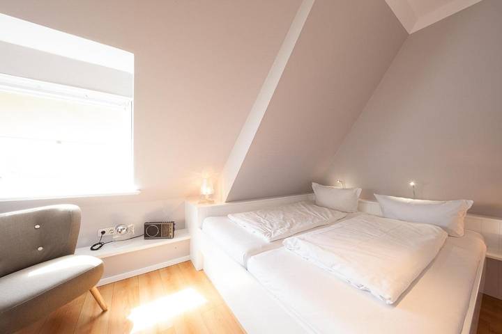 Ganze Wohnung, Gemütliche Ferienwohnung mit 3 Zimmern und ca. 65 m², für bis zu 4 Personen in Nordfriesische Inseln (Schleswig-Holstein) (Schleswig-Holstein), Wenningstedt