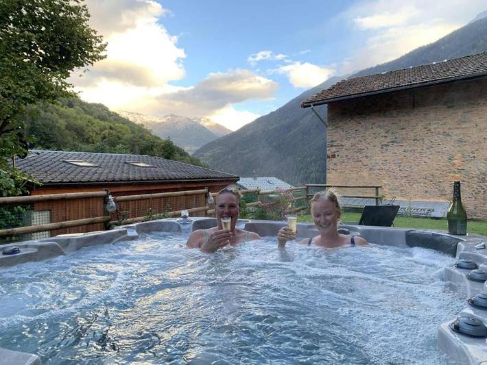 Chambre d’hôte pour 2 personnes, avec jardin ainsi que balcon et jacuzzi en Savoie - 2