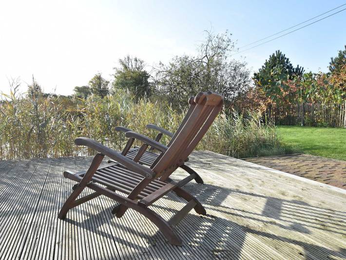 Ferienwohnung für 4 Personen, mit Terrasse und Seeblick sowie Ausblick und Garten, mit Haustier in Ribnitz-Damgarten - 2