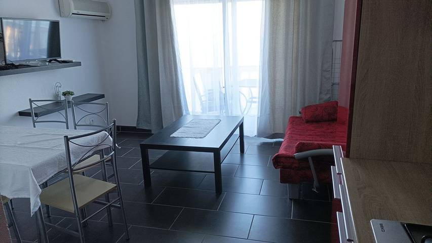 Ferienwohnung für 5 Personen, mit Terrasse in Novalja - 2